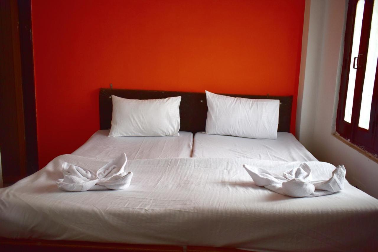 Sandhya Guest House Varanasi Near Ganga River Exterior foto