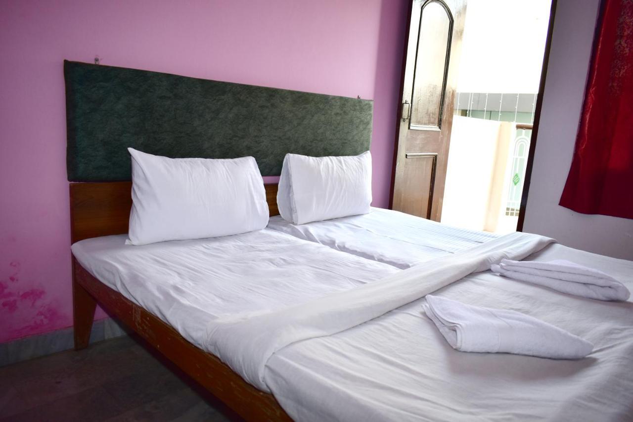 Sandhya Guest House Varanasi Near Ganga River Exterior foto